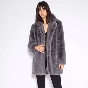 APPARIS Sophie Faux Fur Coat